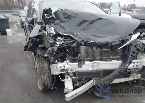 2021 Toyota Sienna Xle z USA, uszkodzony, nr VIN 5TDYRKEC4MS072636